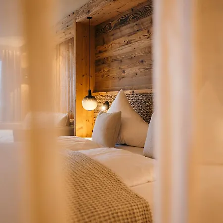 Premium Activehotel Bergkoenig Neustift im Stubaital Exterior photo